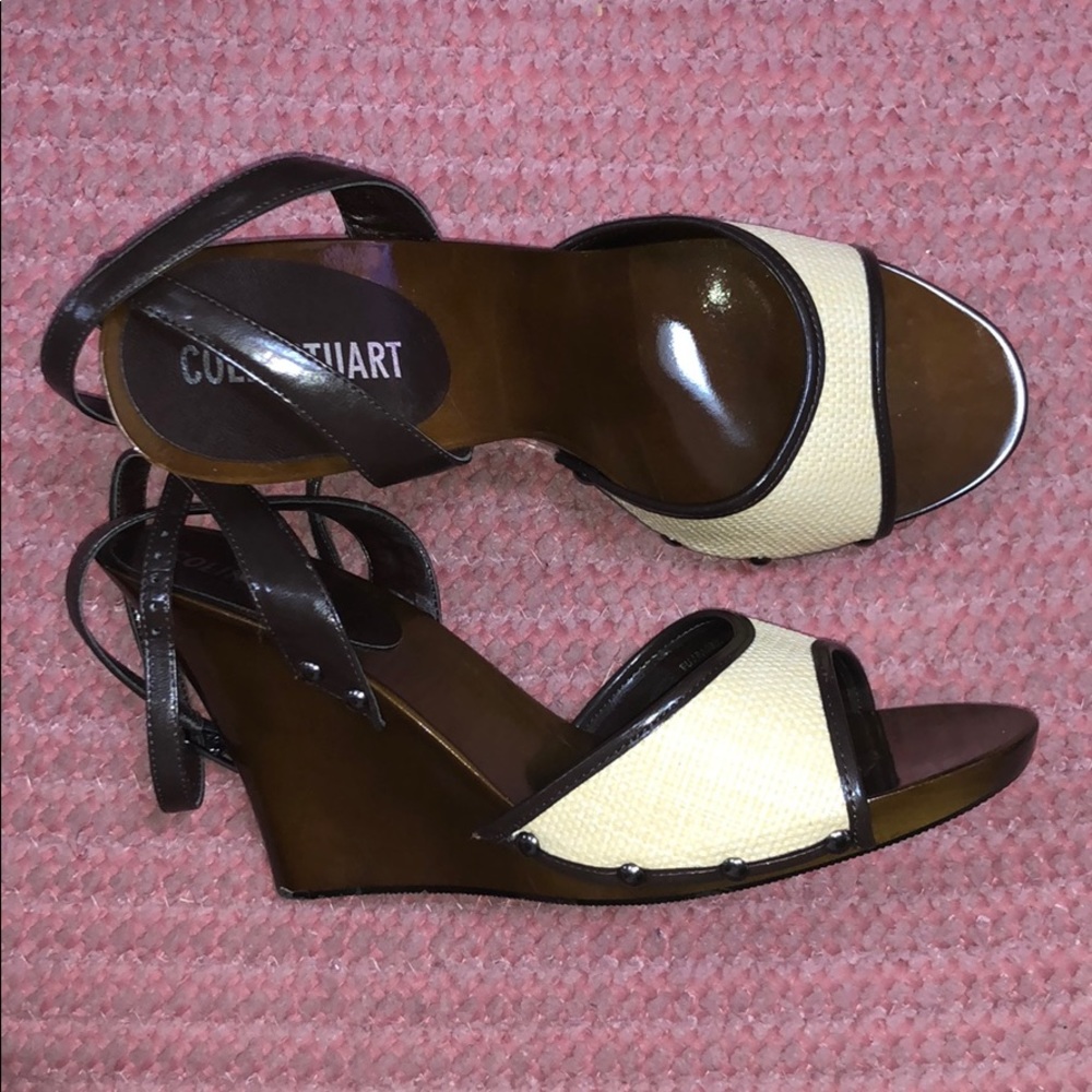 WEDGE SHOES